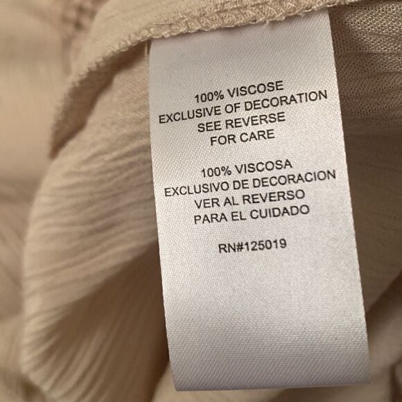 Joseph A. Viscose Crinkle Top With Crochet Detail Tunic Size XL - Picture 12 of 12